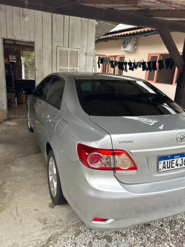 Toyota Corolla GLI 1.8 Flex 16V Aut. 2012