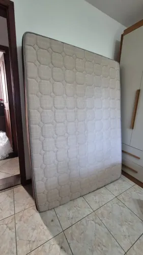 Colchão de Casal Pró Saúde Superpocket 2.2 Semi-Novo