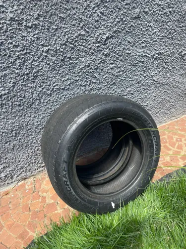 Vendo pneu aro 14