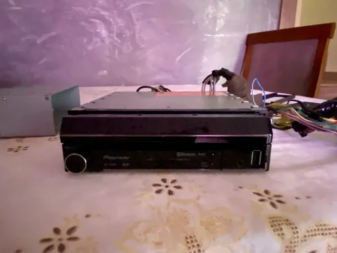 Pioneer Avh-p6380bt Retrátil Série Especial Ayrton Senna Raro?