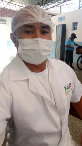 Estou disponível para trabalhar como batedor de açaí 