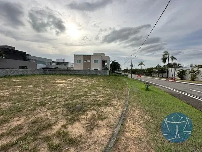 Terreno à venda no Condomínio Flórida Boulevard.