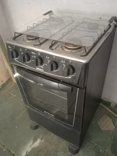 Fogão de 4 bocas funcionando tudo certinho