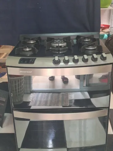 Fogão Brastemp 5 bocas e 2 fornos modelo Ative 