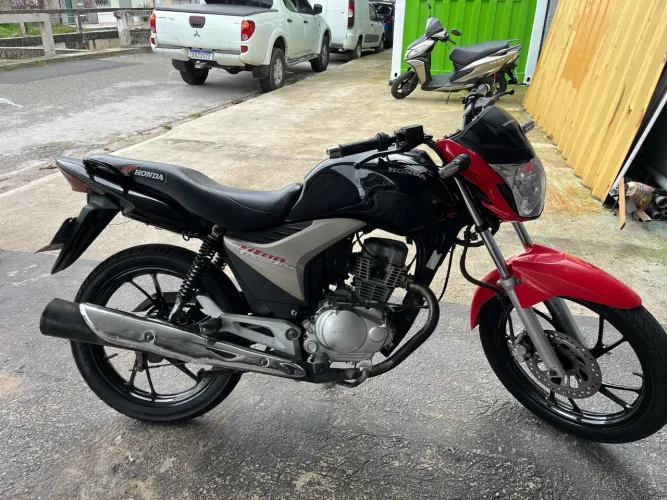 titan 150 2013 em perfeito estado