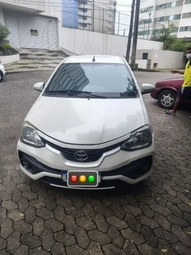 Toyota Etios X 1.3 Flex 16V 5P Aut. 2018