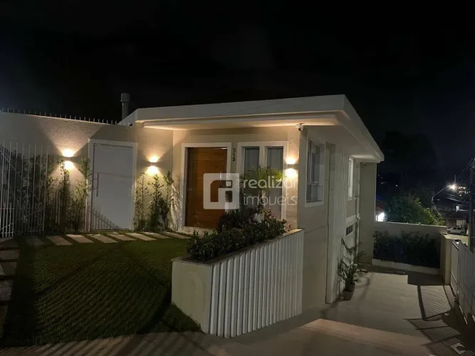 Casa com 3 dormitórios, 1 suite à venda, 300 m² - Bom Abrigo - Florianópolis/SC