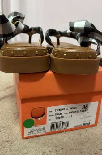 Chinelo rasteira Luiza Barcelos xadrez 36 novo 