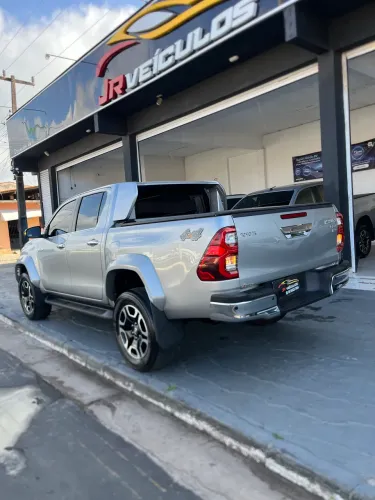 Toyota Hilux CD SRX 4X4 2.8 TDI 16V Diesel Aut. 2024