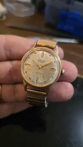 Raro Relógio Tressa Suíço 1954 Corda Manual A.Schild 33mm Revisado Pulseira Fixo-Flex NOS
