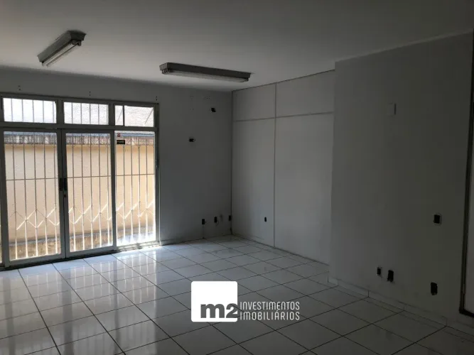 Casa Comercial Setor Oeste -11 Salas