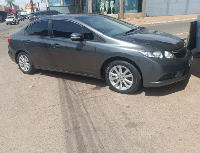 Honda Civic Sedan LXR 2.0 Flexone 16V Aut. 4P 2014