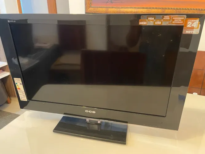 Tv cce 24 LED