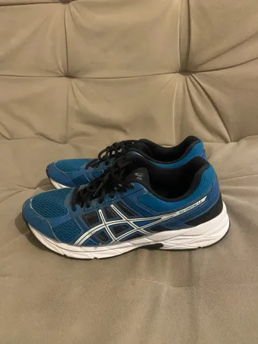 Tênis asics azul