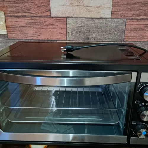 Forno elétrico Philco 50 litros preto e 110