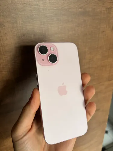 iPhone 15 (256GB) Saúde 100%