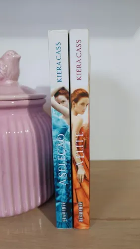 Livros: A SELEÇÃO e A ELITE.