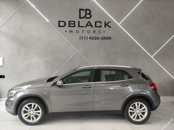 Mercedes-Benz GLA 200 Adv. 1.6/1.6 TB 16V Flex Aut. 2016