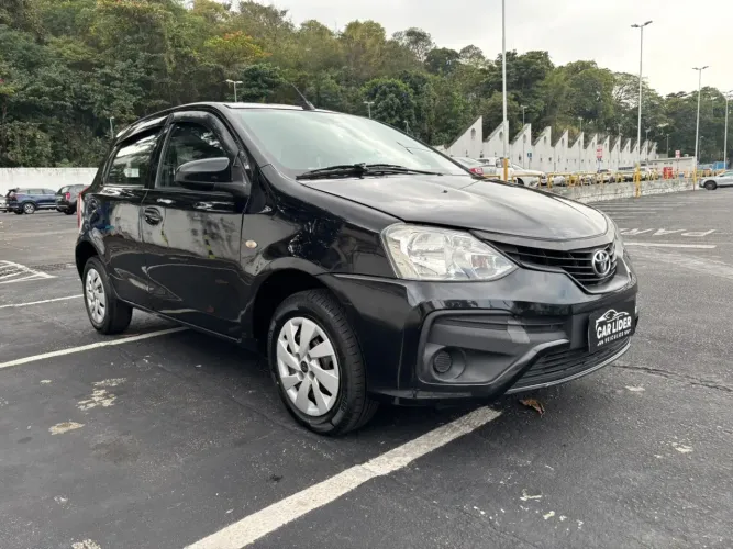 Toyota Etios X 1.3 Flex 16V 5P Mec. 2019