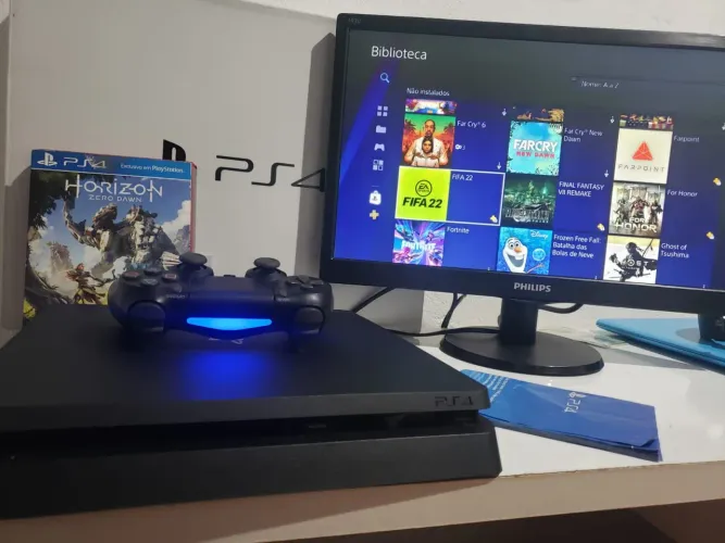PS4 Slim 1TB FIFA+ Jogos - Aceito cartão 