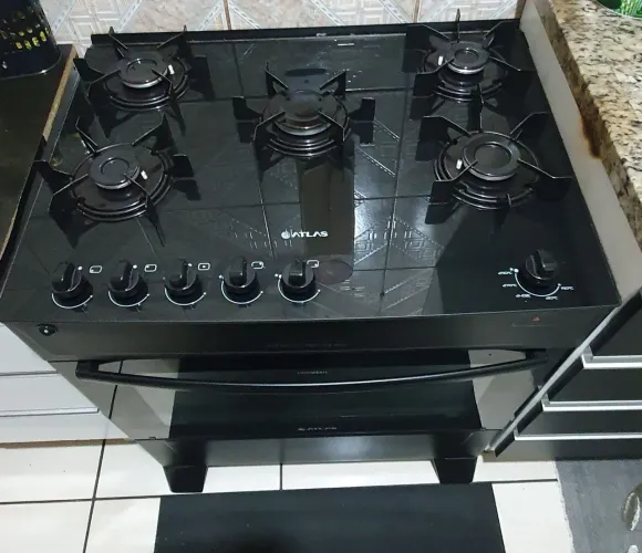Fogão 5 bocas semi novo (Top)