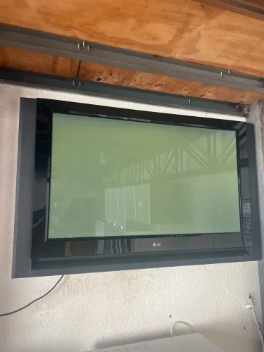 Tv LG lcd em ótimo estado