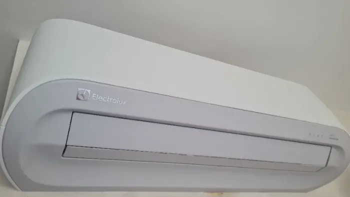 Ar-condicionado Electrolux Color Adapt