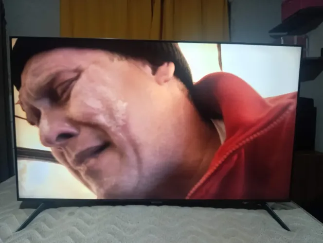 Vendo tv Samsung 50 polegadas,,, aceito Pix e cartão direto comigo, entrega por minha