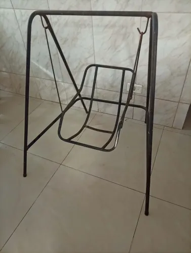 Balanço infantil de ferro desmontável