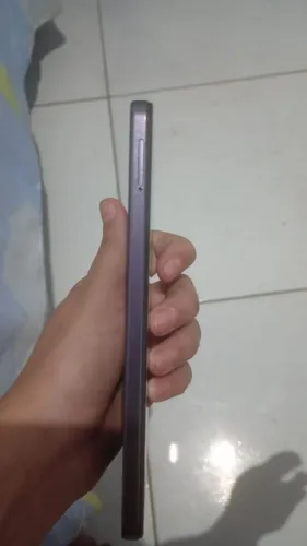 Eu tou vendendo pq eu quero compra uma iPhone