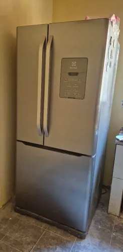 Geladeira Semi Nova
