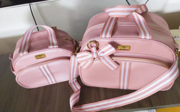 Vende-se kit bolsa maternidade menina