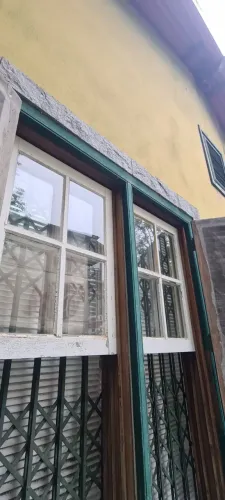 18 (dezoito ) janelas moldura branca na foto - com vidro (> 40 anos de uso)