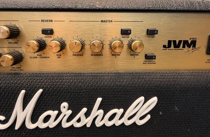 Marshall jvm 215c