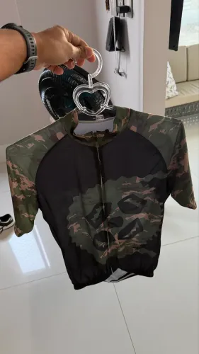Vendo roupas para bike