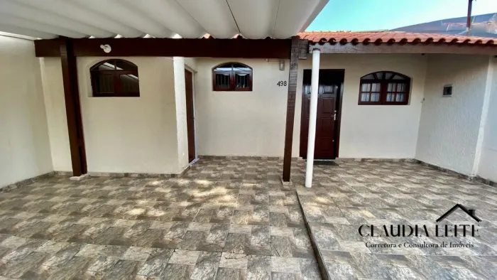 Aluga-se Excelente Casa no bairro Central 
