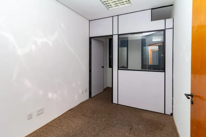 Sala comercial na Avenida Doutor Cardoso de Melo, 1470 - unidade 401 37 m²