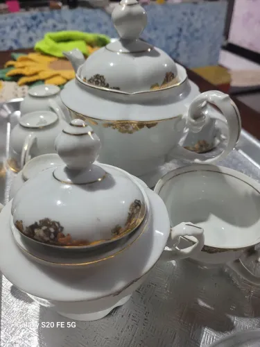 Jogo de Porcelana Real.