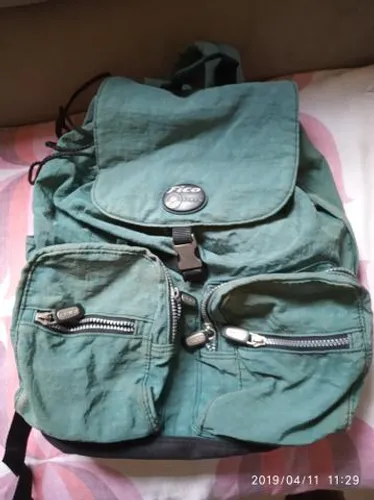 Mochila Capezio em Nylon em bom estado com pouco uso