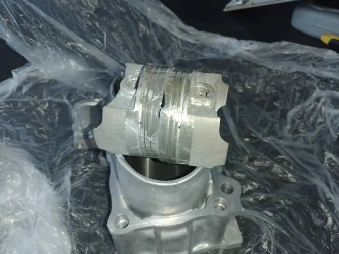 Pistão e camisa da burgman 650 execultiva