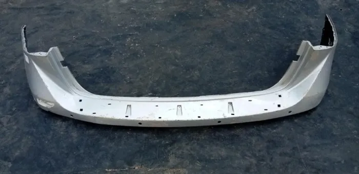 Parachoque Traseiro Hyundai Vera Cruz 2008/2013 com detalhe
