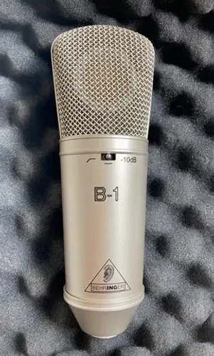 Microfone condensador Behringer