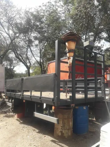 Carroceria 4.20 com Plataforma