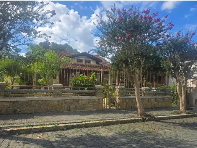 casa centro de cordeiro rj