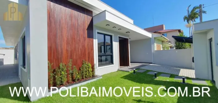 Casa para Venda em Imbituba, VILA NOVA, 3 dormitórios, 3 suítes, 1 banheiro, 2 vagas