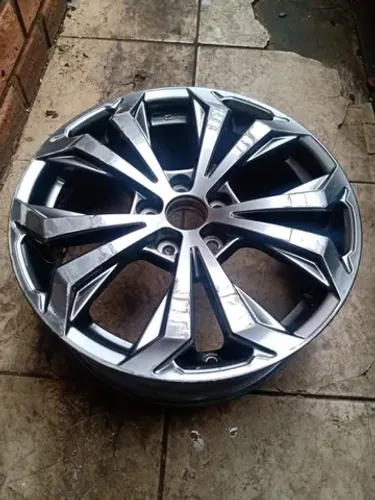 Roda Do Toyota Chr Aro 18