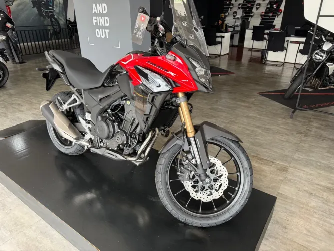 Honda CB 500X 2024- vermelha 