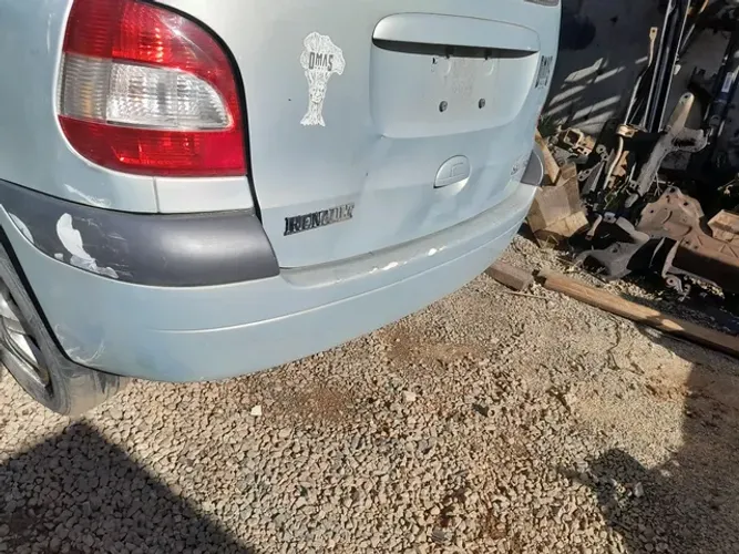 Parachoque traseiro Renault scenic 