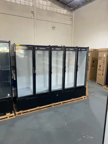 Auto-serviço - refrigerados - 5 portas - Refrimate 
