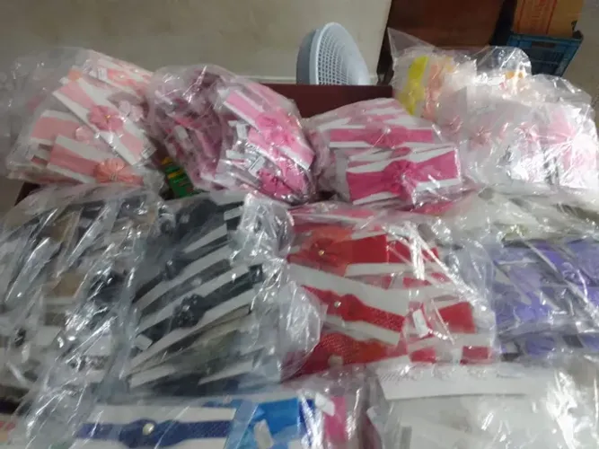 Laços infantis diversos, 650 unidades